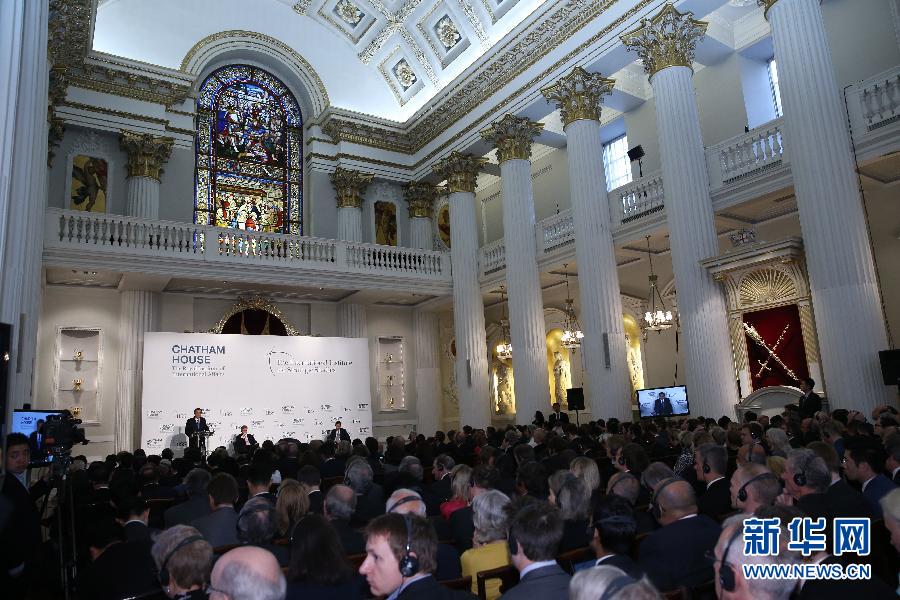 6月18日，國務(wù)院總理李克強(qiáng)在倫敦金融城市長官邸面向英國皇家國際問題研究所和國際戰(zhàn)略研究所兩大智庫發(fā)表題為《共建包容發(fā)展的美好世界》的演講。新華社記者 龐興雷 攝 
