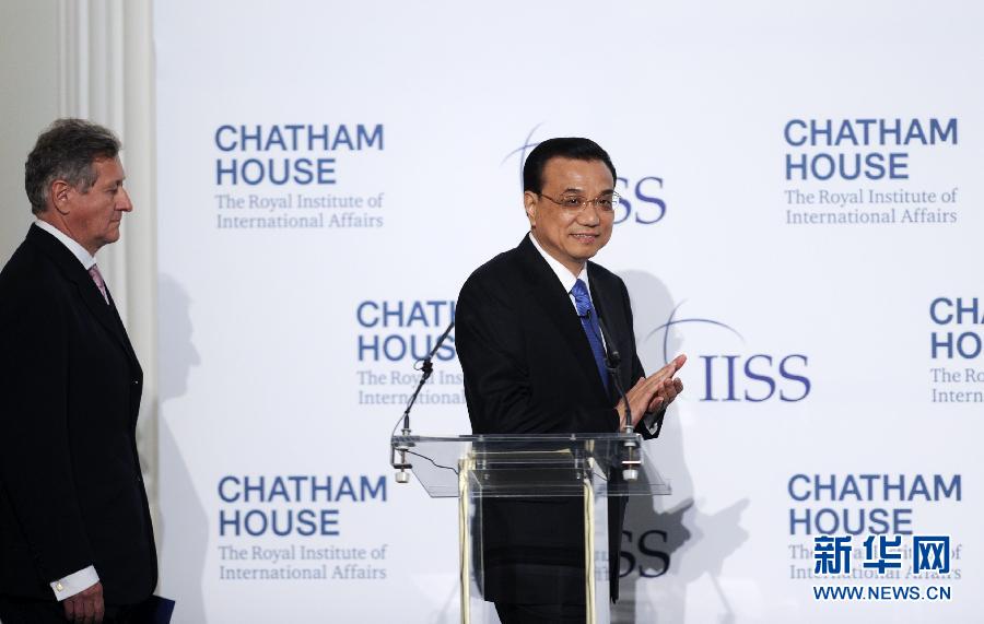 6月18日，國務(wù)院總理李克強(qiáng)在倫敦金融城市長官邸面向英國皇家國際問題研究所和國際戰(zhàn)略研究所兩大智庫發(fā)表題為《共建包容發(fā)展的美好世界》的演講。新華社記者 張鐸 攝