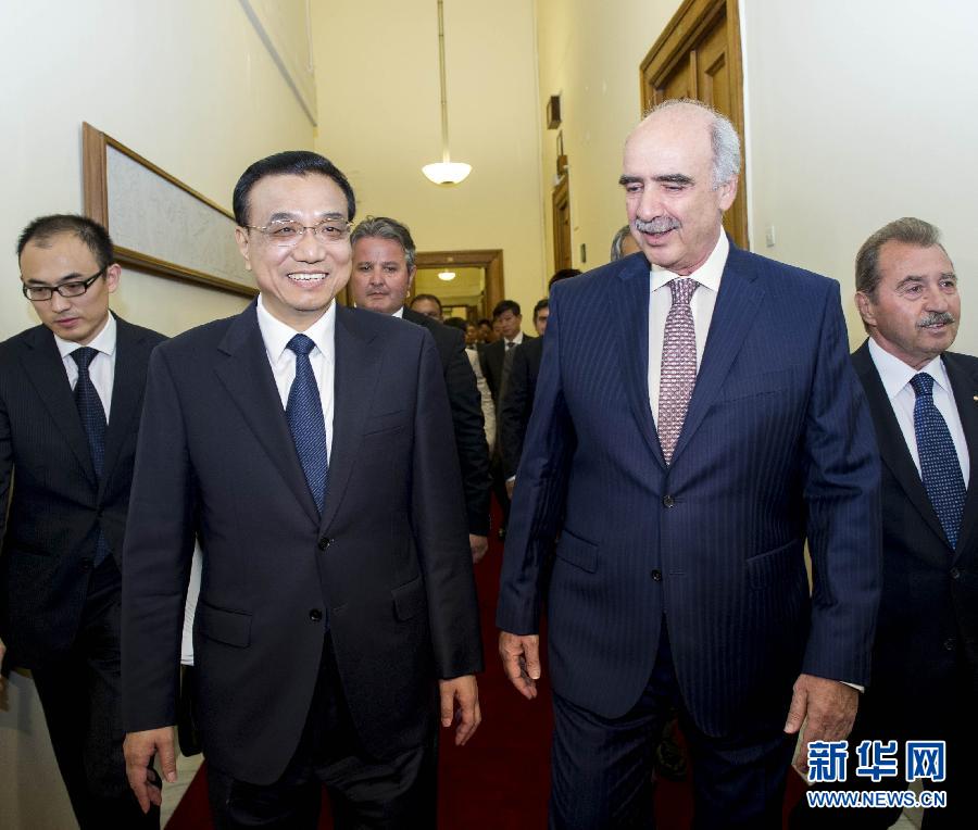 6月19日，國務院總理李克強在希臘議會大廈會見希臘議長米馬拉基斯。新華社記者 王曄 攝