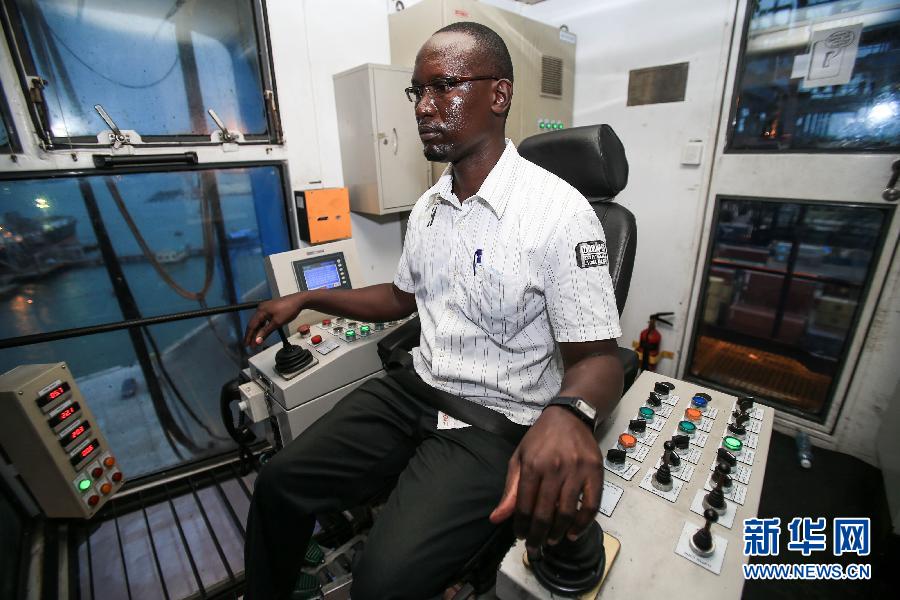 (新絲路·新夢想·國際)(8)中國企業(yè)助力發(fā)展東非第一大港