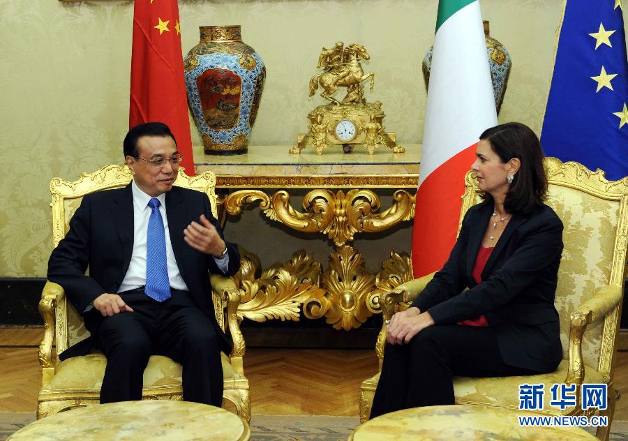 10月15日，中國國務院總理李克強在羅馬會見意大利眾議長博爾德里尼。 新華社記者饒愛民攝