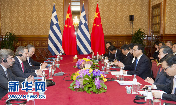 10月16日，中國國務院總理李克強在意大利米蘭會見希臘總理薩馬拉斯。 新華社記者 謝環(huán)馳 攝