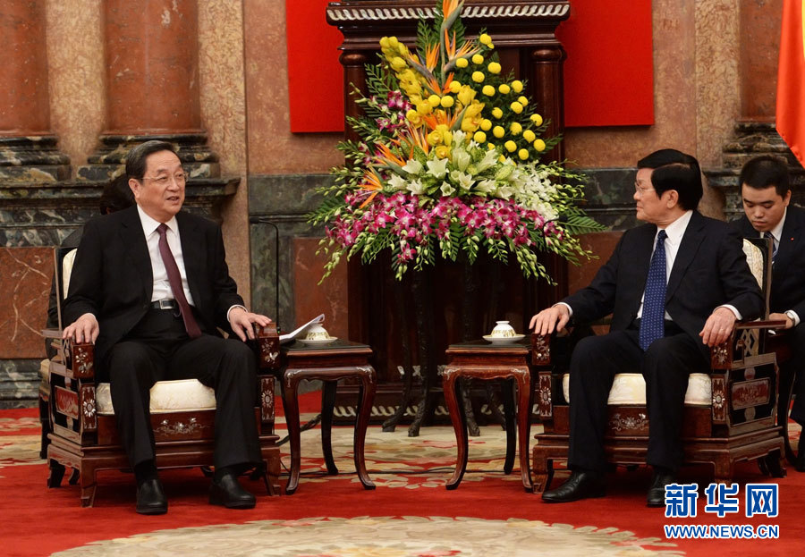 12月25日至27日，中共中央政治局常委、全國政協(xié)主席俞正聲對越南進行正式訪問。這是12月26日，俞正聲在河內(nèi)會見越南國家主席張晉創(chuàng)。 新華社記者劉建生攝