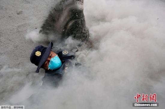 點(diǎn)擊進(jìn)入下一頁