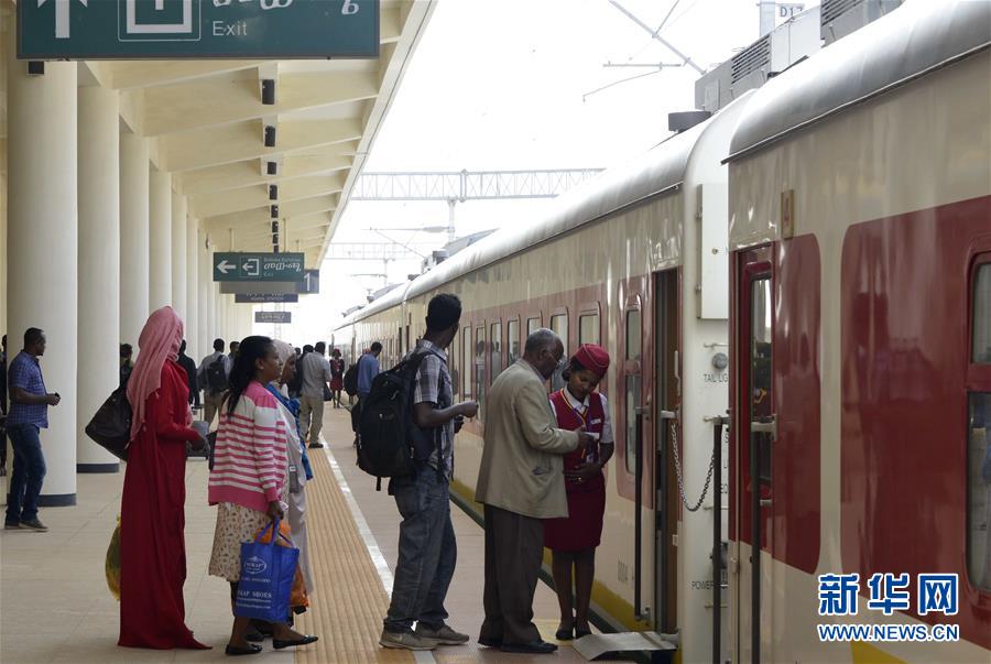 （中非合作論壇&middot;新華全媒頭條&middot;圖文互動(dòng)）（2）跨越萬(wàn)里的共同夢(mèng)想&mdash;&mdash;寫(xiě)在中非合作論壇北京峰會(huì)召開(kāi)之際