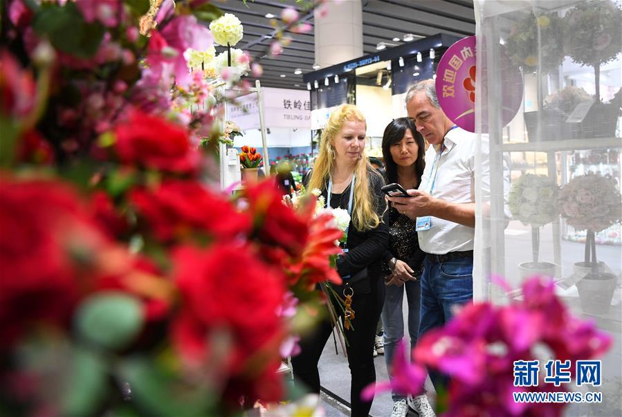 （新華全媒頭條&middot;圖文互動(dòng)）（4）從廣交會(huì)到進(jìn)博會(huì)&mdash;&mdash;中國(guó)對(duì)外開(kāi)放再譜新樂(lè)章