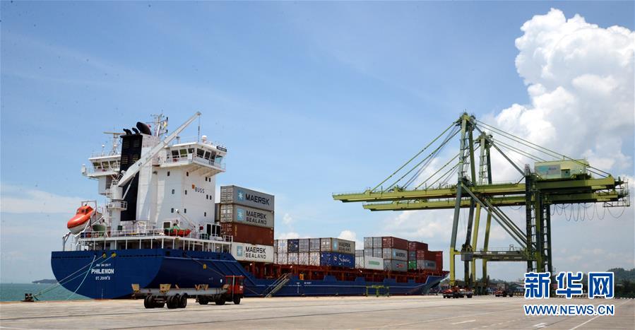 （新華全媒頭條&middot;圖文互動）（6）特稿：深化周邊友好　共促亞太繁榮&mdash;&mdash;寫在習近平主席出席亞太經合組織第二十六次領導人非正式會議，對巴布亞新幾內亞、文萊和菲律賓進行國事訪問并在巴新同建交太平洋島國領導人會晤之際