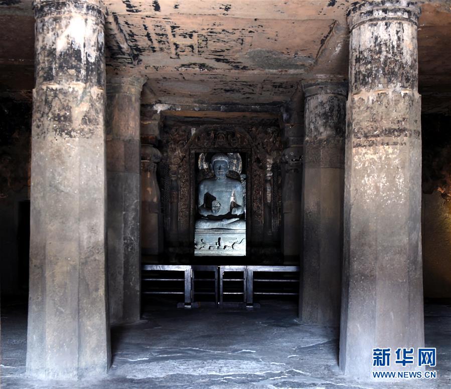 (國(guó)際)(2)走進(jìn)印度阿旃陀石窟