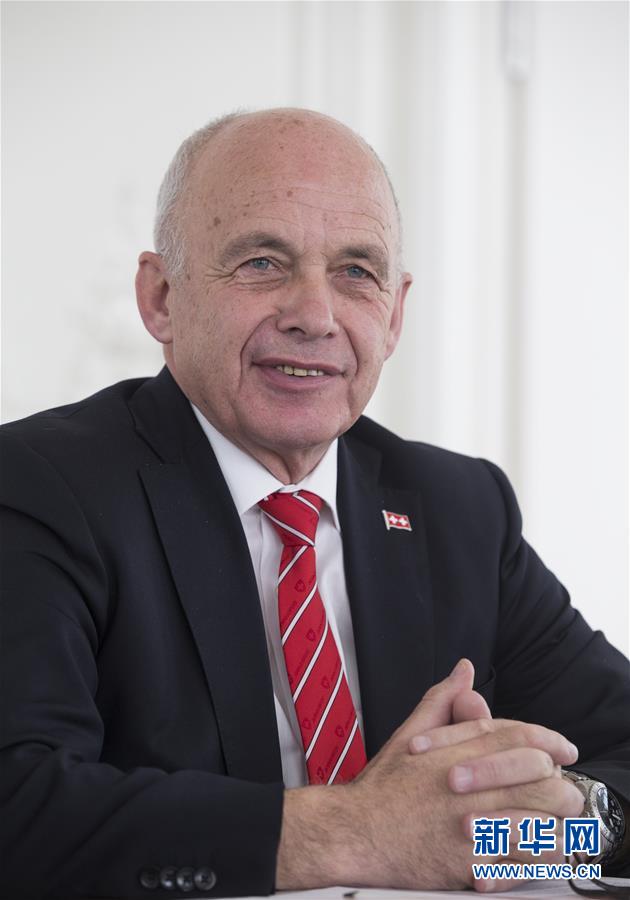 （國際&middot;&ldquo;一帶一路&rdquo;高峰論壇&middot;圖文互動(dòng)）（1）高端訪談：&ldquo;一帶一路&rdquo;倡議將為全球經(jīng)濟(jì)發(fā)展和民眾福祉帶來益處&mdash;&mdash;訪瑞士聯(lián)邦主席毛雷爾