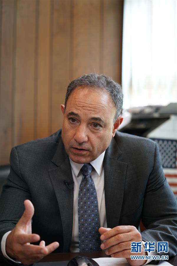 （國(guó)際&middot;圖文互動(dòng)）（1）通訊：安全、好用、實(shí)惠&mdash;&mdash;美國(guó)電信運(yùn)營(yíng)商的華為親體驗(yàn)