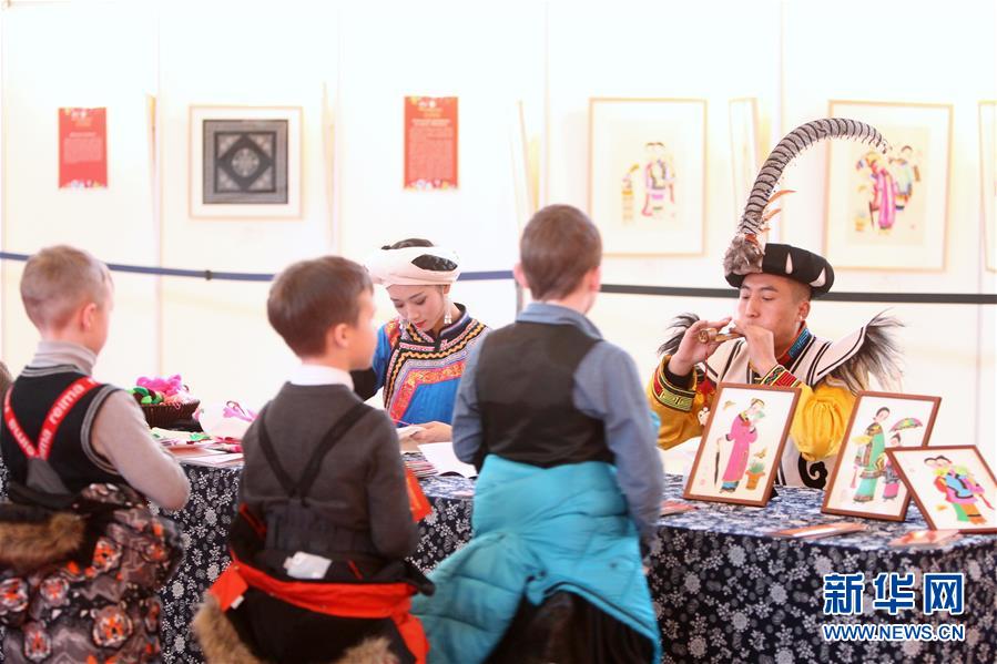 （新華全媒頭條&middot;出訪&middot;側(cè)記&middot;圖文互動）（4）你好老朋友！開啟新時(shí)代！&mdash;&mdash;習(xí)近平主席和普京總統(tǒng)引領(lǐng)中俄全面戰(zhàn)略協(xié)作伙伴關(guān)系邁入新時(shí)代