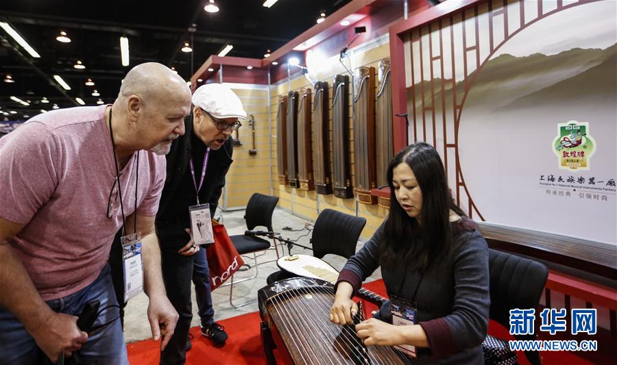（國(guó)際&middot;圖文互動(dòng)）（2）通訊：中國(guó)樂(lè)器在美國(guó)樂(lè)器展上&ldquo;奏響強(qiáng)音&rdquo;