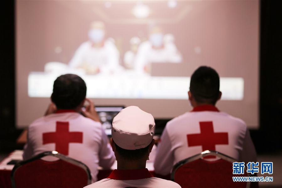 （國際疫情&middot;圖文互動(dòng)）（1）通訊：經(jīng)驗(yàn)豐富裝備精良 中國專家組在伊拉克助力抗疫