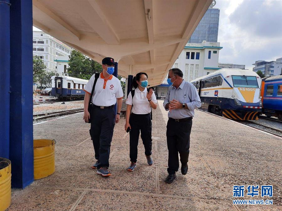 （國際疫情&middot;圖文互動）（8）&ldquo;工作忙碌又細(xì)致，經(jīng)驗豐富又專業(yè)&rdquo;&mdash;&mdash;一名柬埔寨青年眼中的中國援柬抗疫醫(yī)療專家組