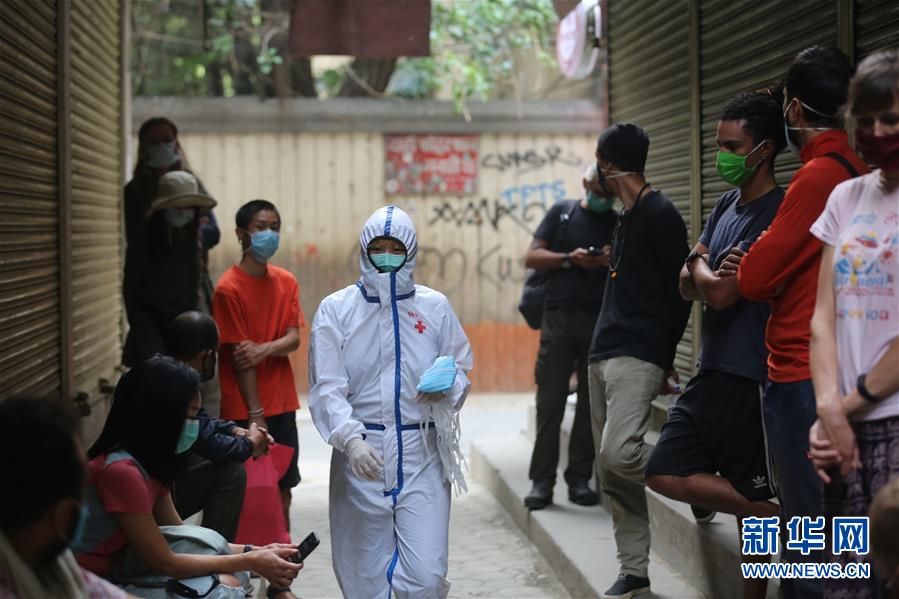 （國(guó)際疫情 &middot;圖文互動(dòng)）（3）通訊：加德滿都中國(guó)人奉獻(xiàn)的&ldquo;愛心便當(dāng)&rdquo;