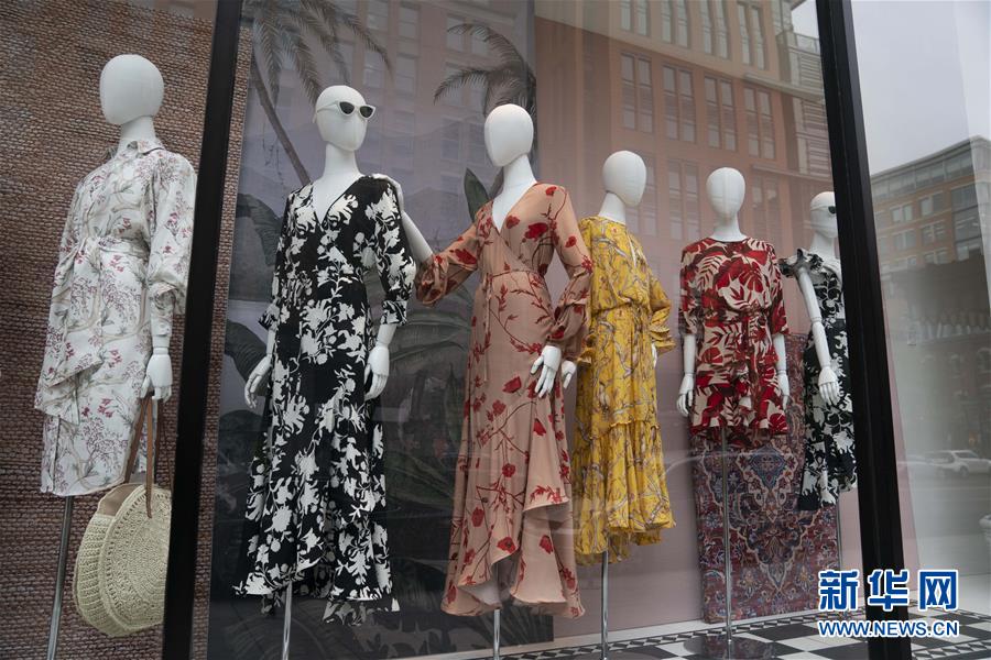 (國(guó)際)(3)特朗普簽署4840億美元援助法案應(yīng)對(duì)新冠疫情