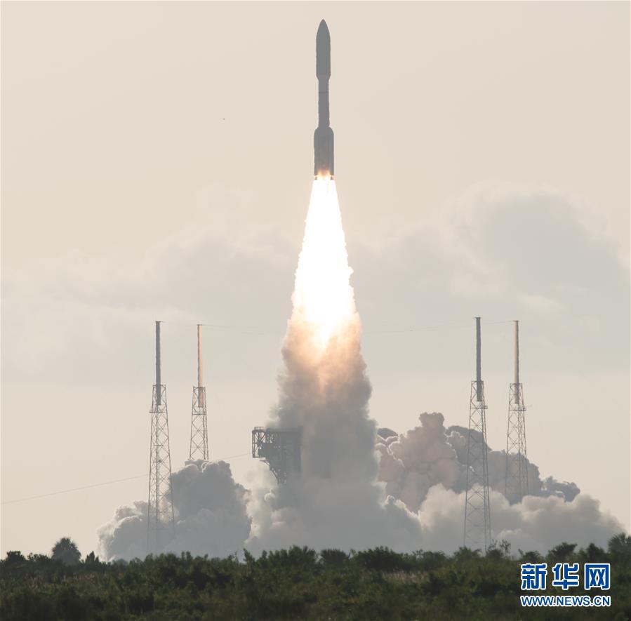 (國(guó)際)(6)美國(guó)發(fā)射“毅力”號(hào)火星車(chē) 將探索火星生命跡象