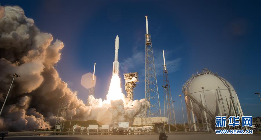 (國(guó)際)(8)美國(guó)發(fā)射“毅力”號(hào)火星車(chē) 將探索火星生命跡象