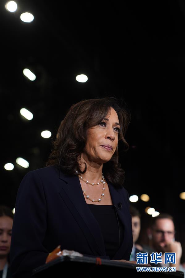 (國(guó)際)(1)拜登提名美聯(lián)邦參議員哈里斯為總統(tǒng)競(jìng)選搭檔