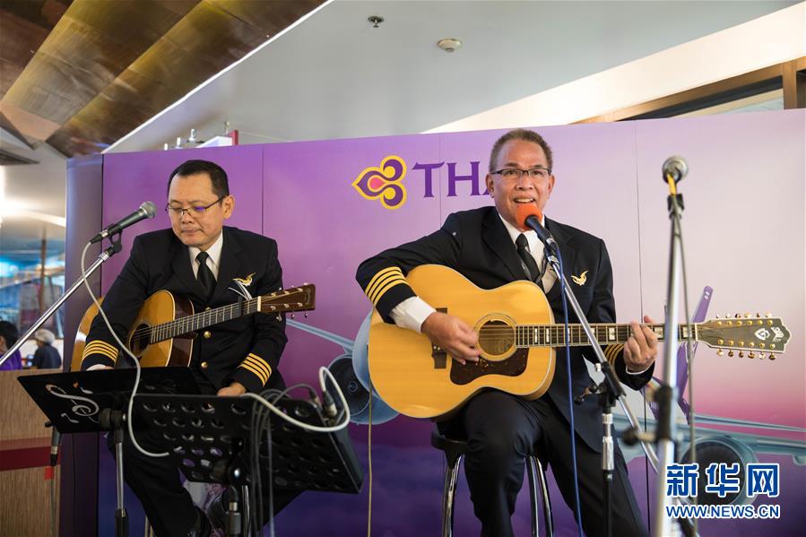 （國際&middot;圖文互動(dòng)）（7）從機(jī)艙餐廳到模擬飛行　泰航出招緩解疫情壓力