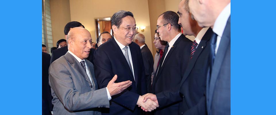 俞正聲會(huì)見阿爾及利亞國民議會(huì)議長(zhǎng)哈利法