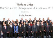 習近平出席氣候變化巴黎大會、訪問津巴布韋和南非并主持中非合作論壇峰會（2015.11.29-2015.12.5）