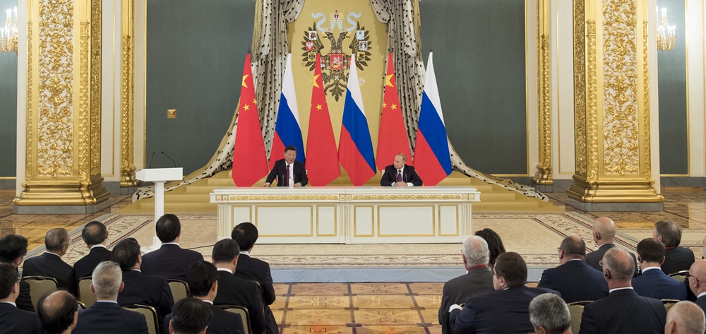 習(xí)近平同俄羅斯總統(tǒng)普京共同會見中俄友好、和平與發(fā)展委員會，媒體和企業(yè)界代表