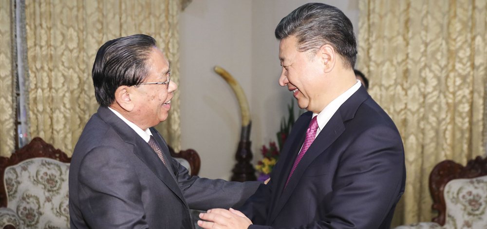 習(xí)近平會(huì)見老撾人民革命黨中央委員會(huì)前總書記、前國家主席朱馬里