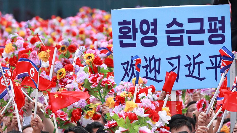 習(xí)近平總書記歷史性訪朝 歡迎場(chǎng)面超震撼！