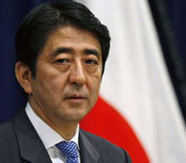 2013，安倍的&ldquo;狂人日記&rdquo;